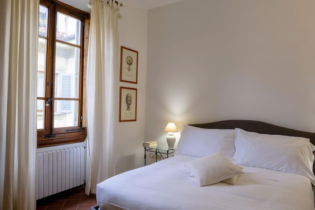 Apartment D/t Elegant & Spacious Flat 2' Walk Train Station Florence